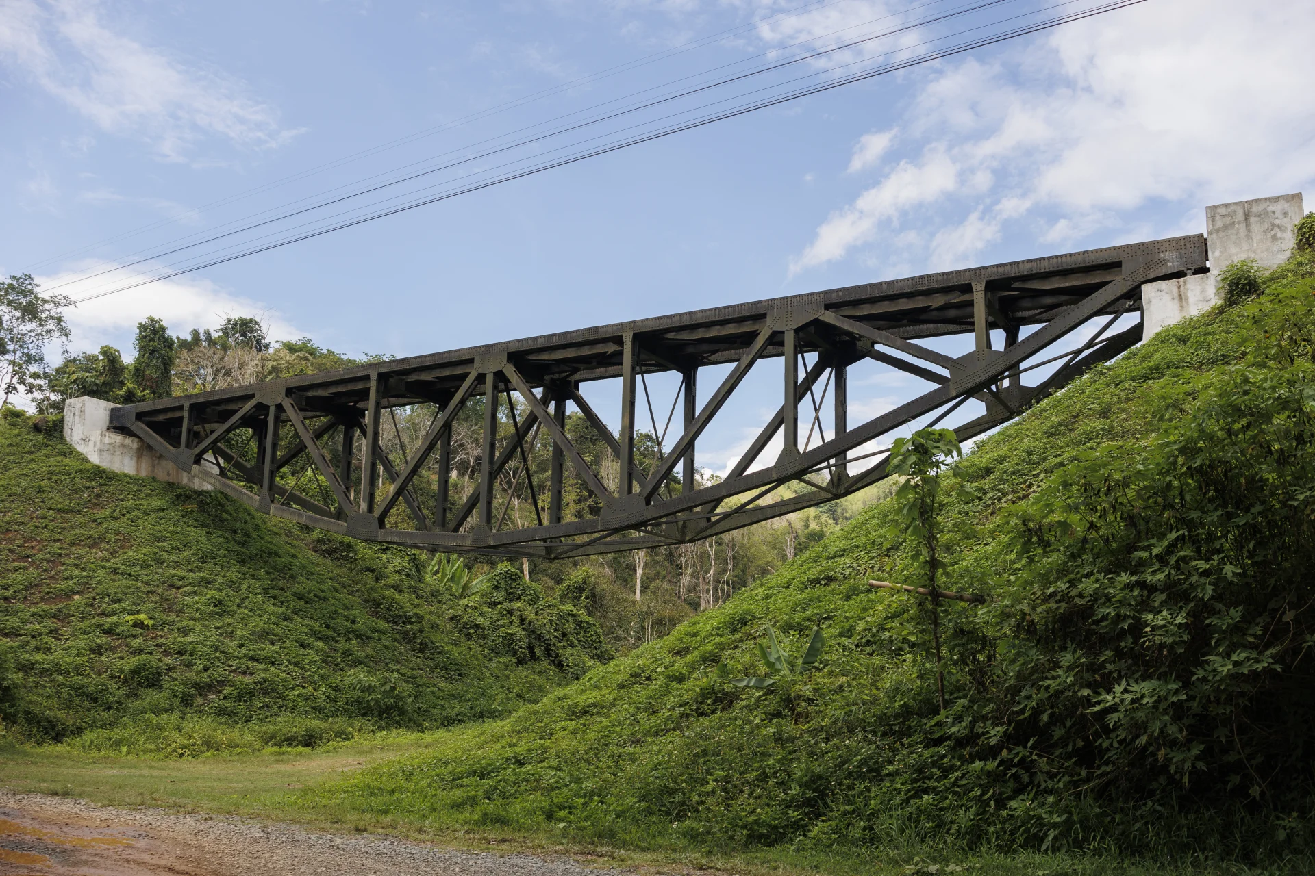 Prank Ton Phuong Village Railway Bridge