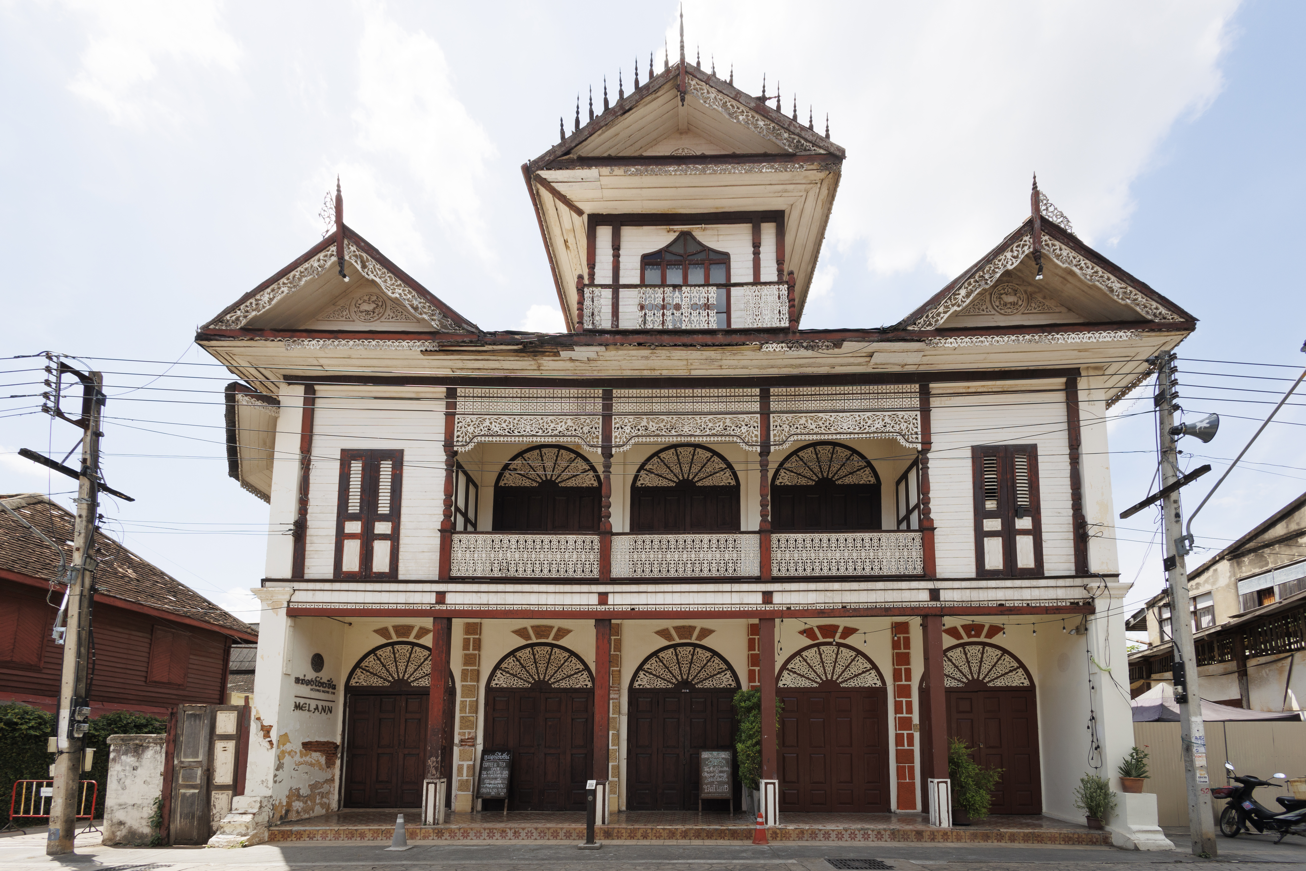 Moung Ngwa Zin House